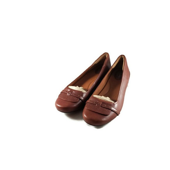 Clark's Artisan Collection Loafers - Picture 2 of 5